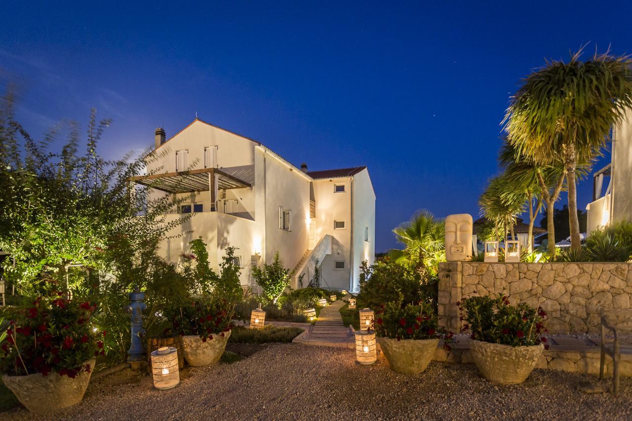 נזרין Galboka Residence מראה חיצוני תמונה